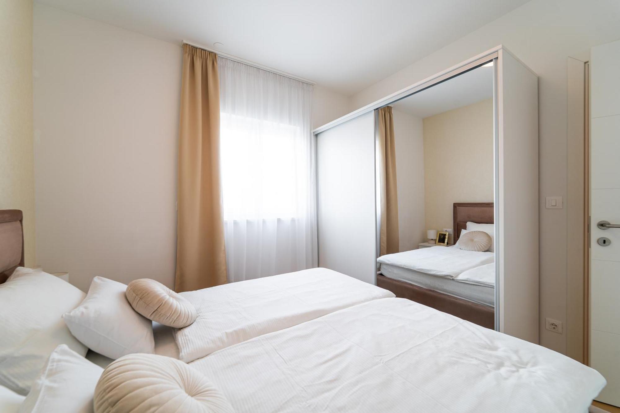 Apartment Natali Split Exterior photo